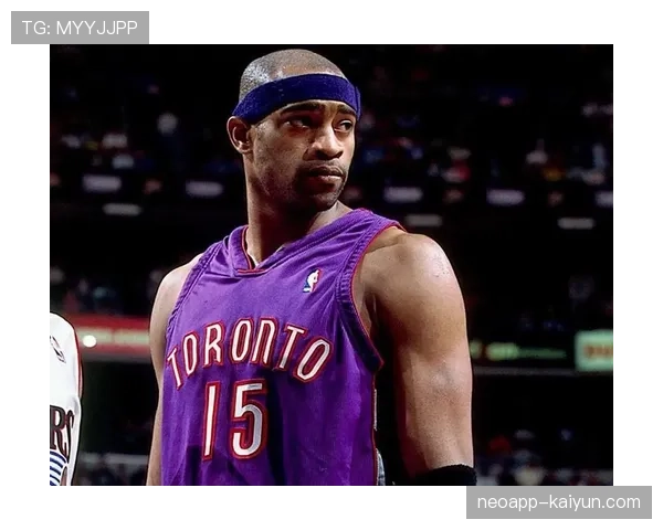 “特写：在质疑中成长——探花秀斯库特·亨德森结束第二个赛季，回顾其场均数据与关键时刻表现”