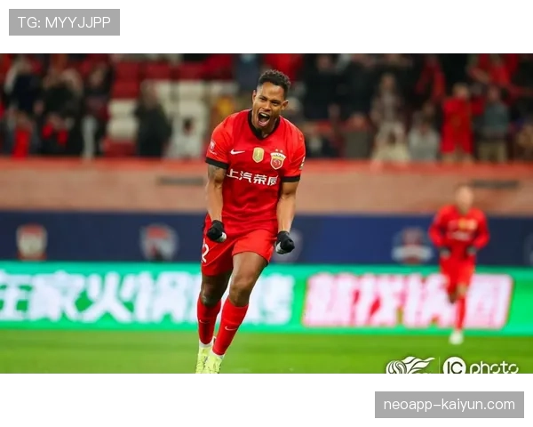 上海海港外援加布里埃尔返回巴西进行手术，成为球队四月离队首人